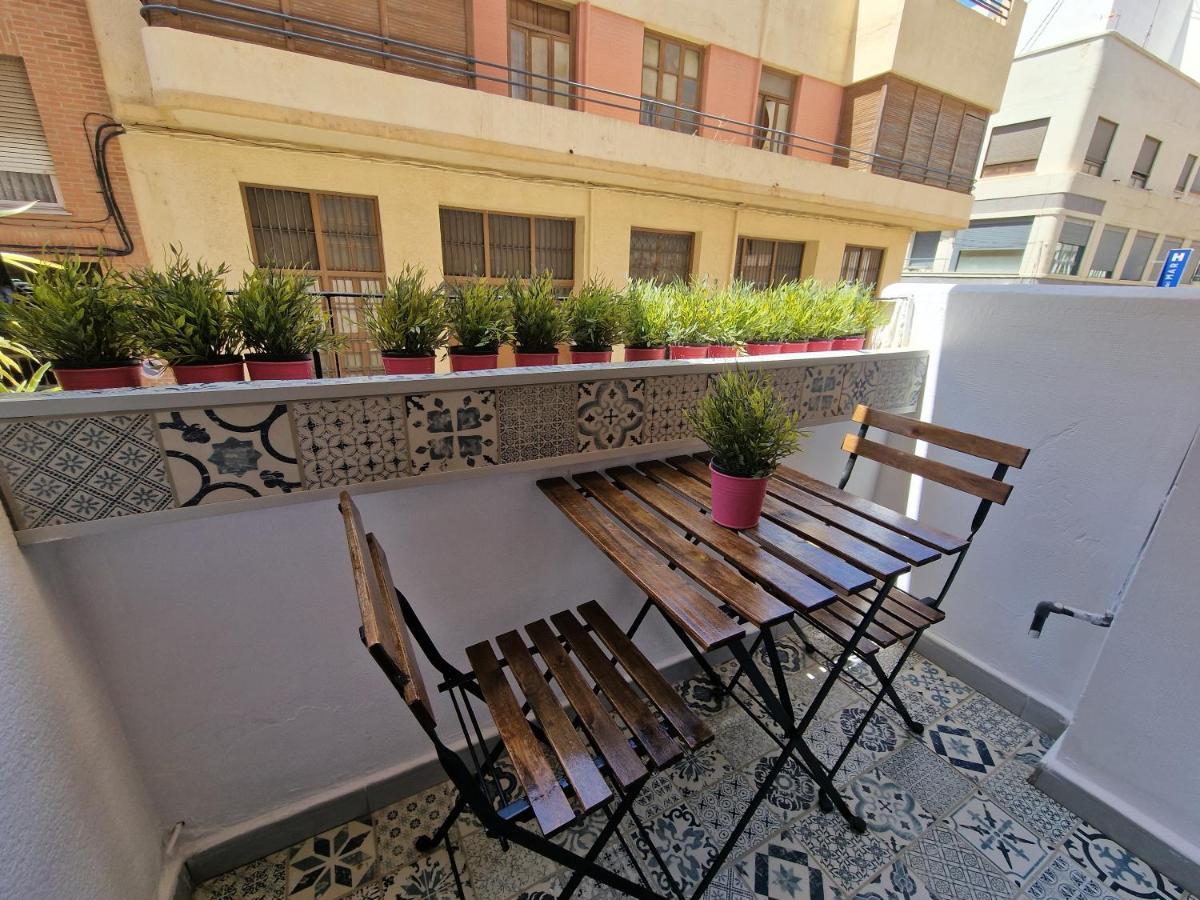 Vive Valencia Con Playa Y Metro Cerca Apartment Bagian luar foto