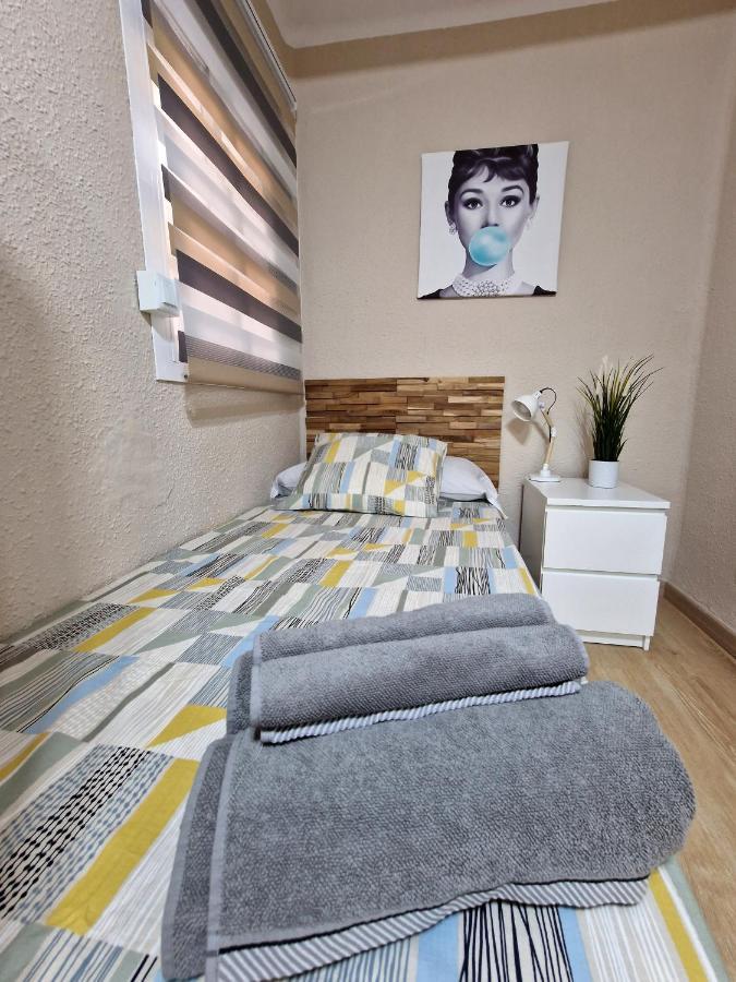 Vive Valencia Con Playa Y Metro Cerca Apartment Bagian luar foto